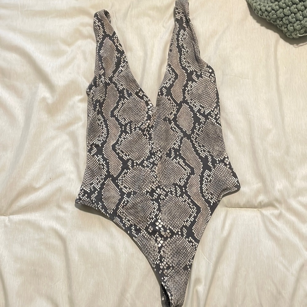 Babaton Snakeskin Bodysuit
